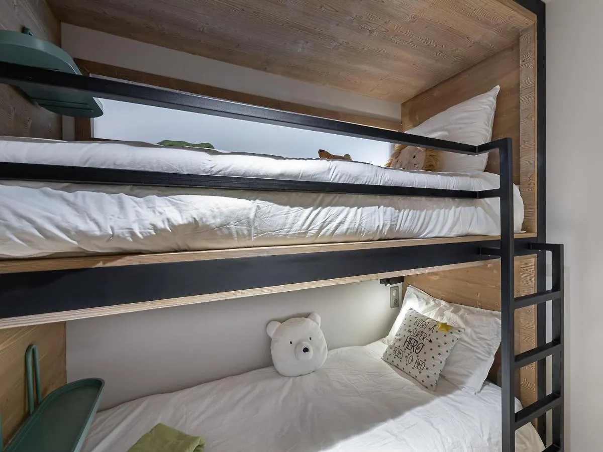 Appartement Neuf A Megeve Avec Piscine Et Espace Detente - Fr-1-569-25 0*,  צרפת